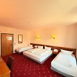 Otel Merseburger Hof 3*