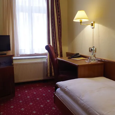 Merseburger Hof 3*