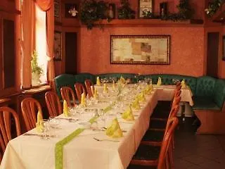 Merseburger Hof Hotell 3*